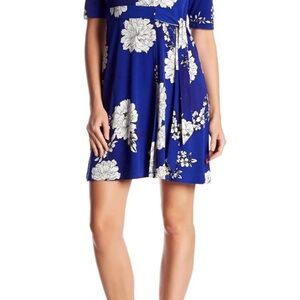 Vince Camuto Blue and White Floral Floral Wrap Dress NWT
